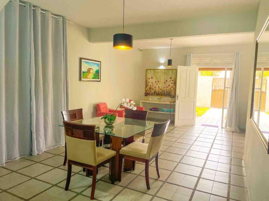 Casa A 170M Da Praia Com Vista Para O Mar 伊列乌斯 外观 照片